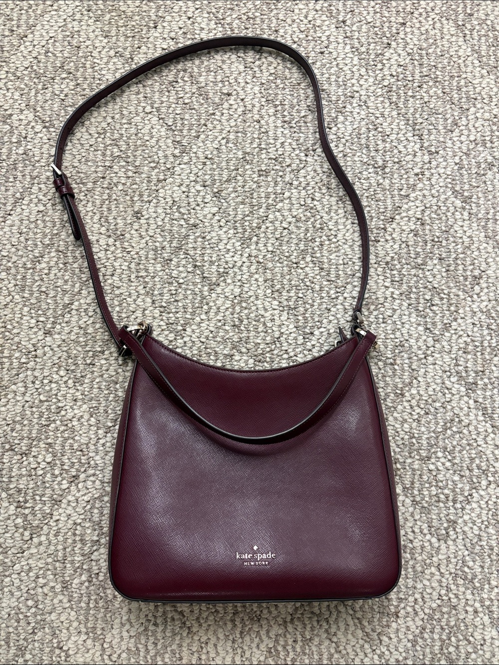 KATE SPADE CROSSBODY PURSE - BURGUNDY